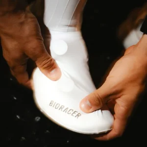 Aero Shoe Cover White 1