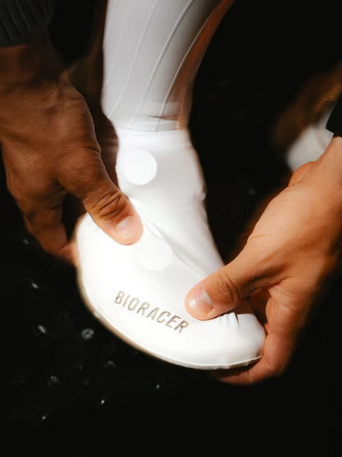 Aero Shoe Cover White 1